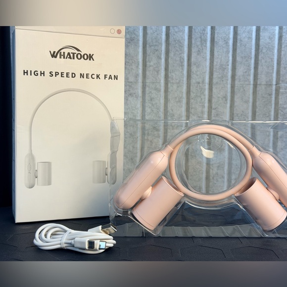 whatlook Other - NEW In Box Pink High-Speed Neck Fan